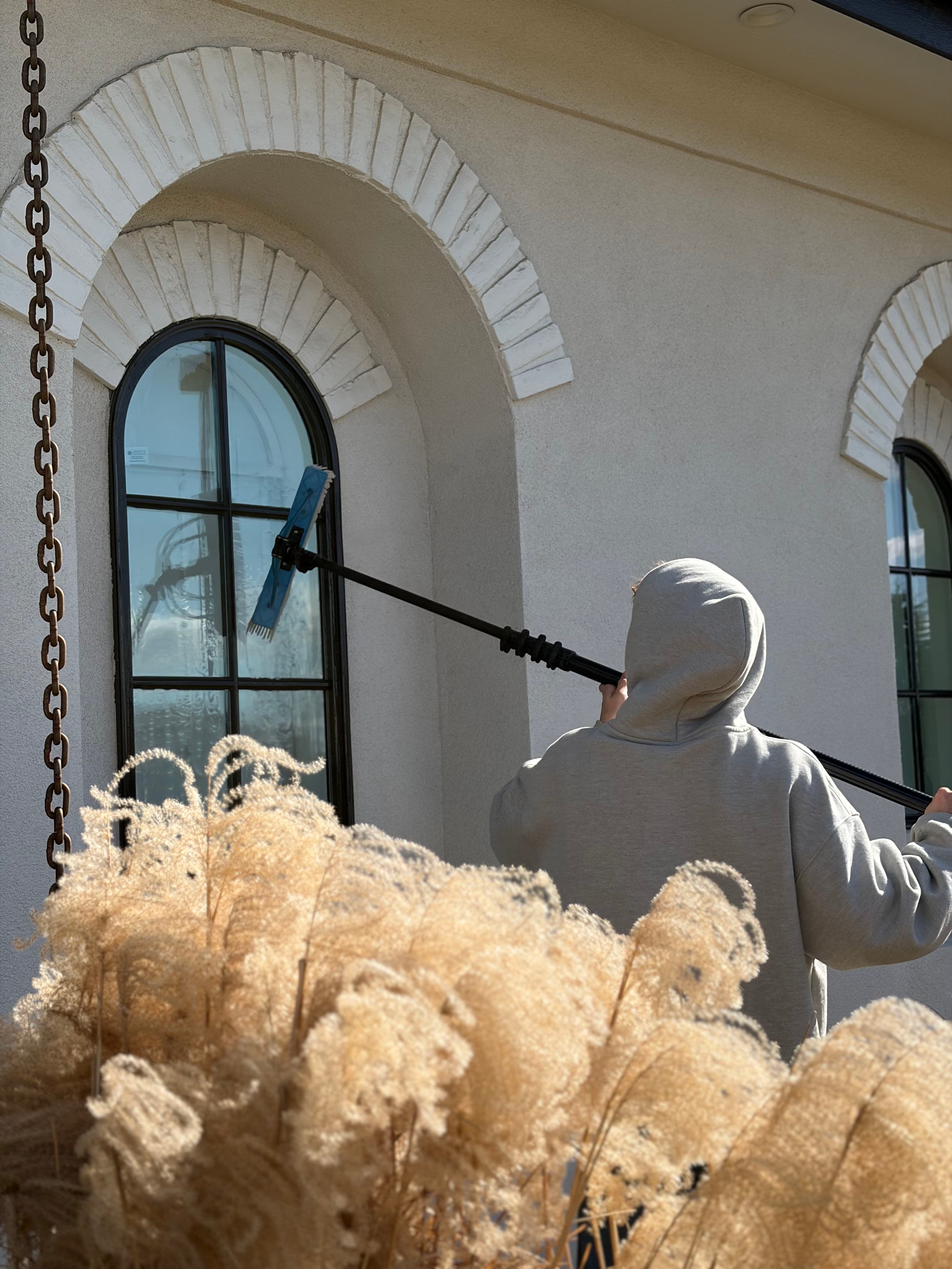 Project Sparkling Window Perfection with Flow Home Care in Columbia image