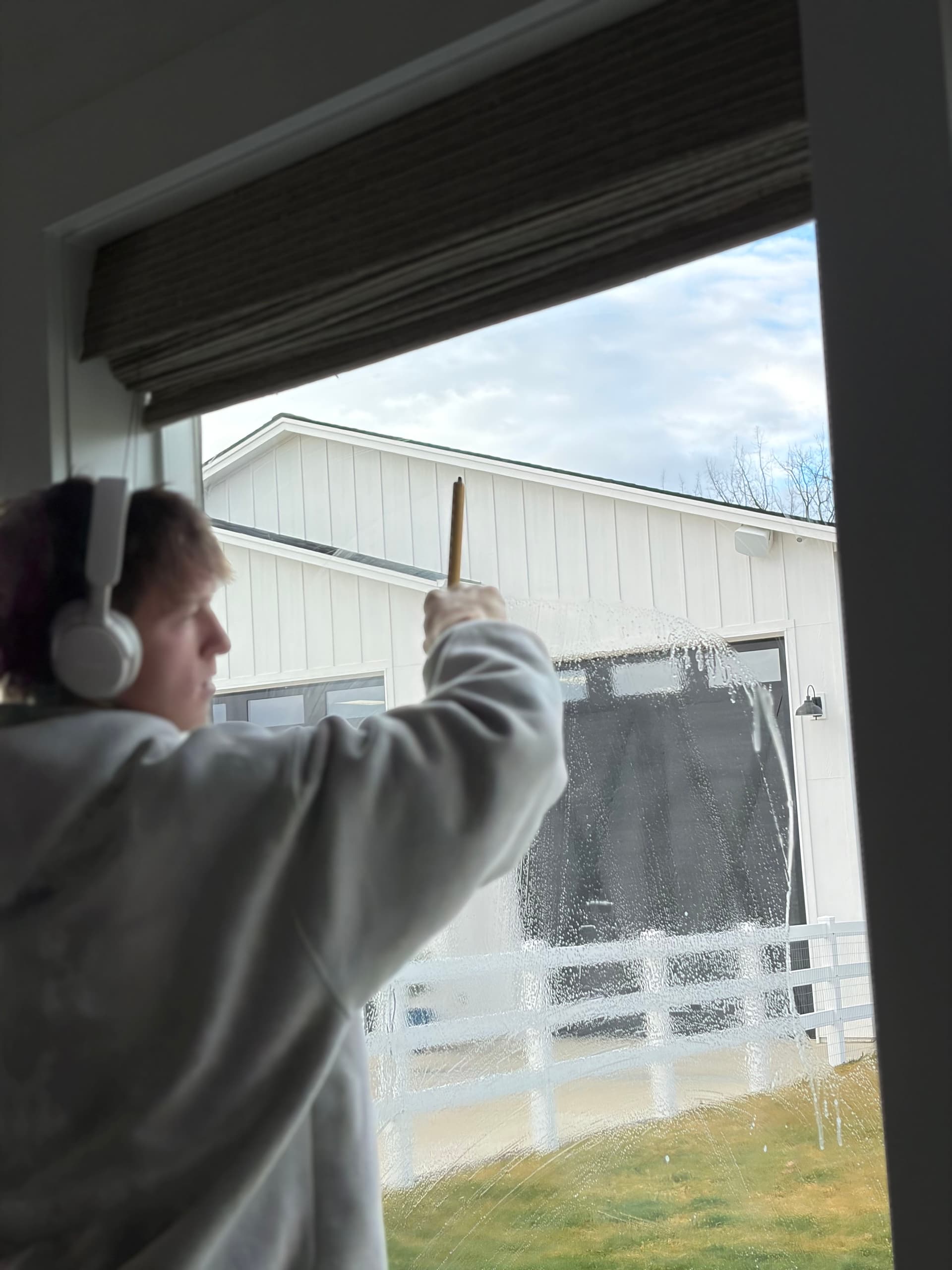 Window Cleaning Extravaganza in Tennessee Hills