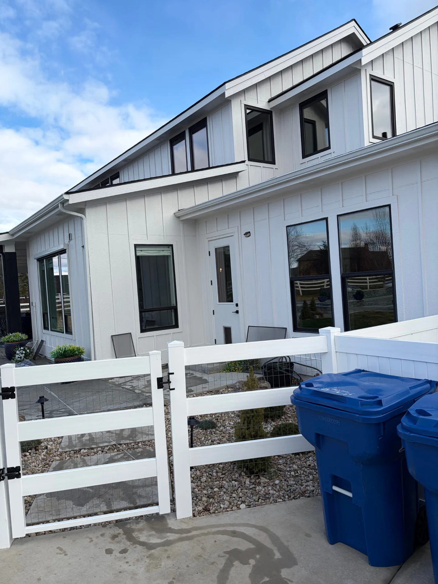 Window Cleaning project in Middle Tennessee: Window Cleaning Extravaganza in Tennessee Hills